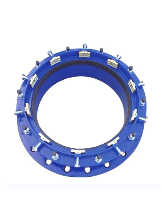 Tensile restrained flange adaptor installed on HDPE pipe with properly tightened bolts and compressed gasket.