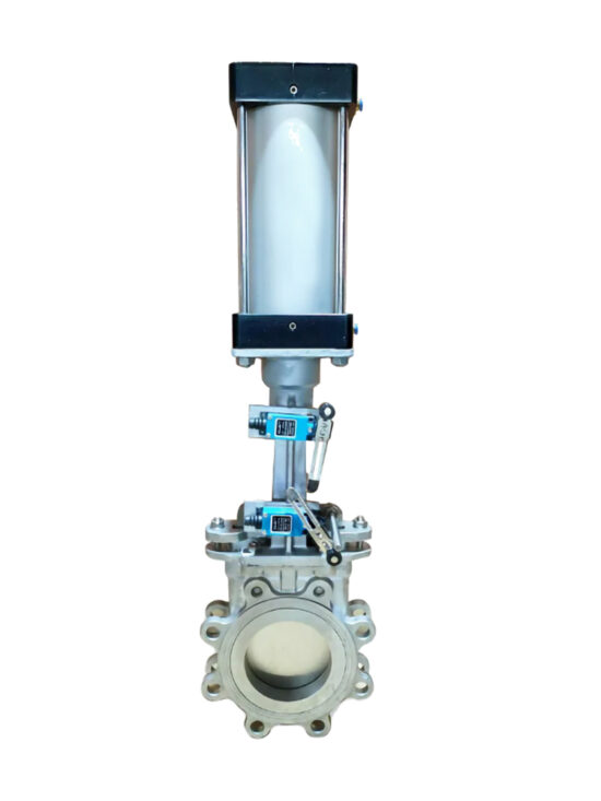 Pneumatic Stainless Steel Knife Gate Valve – Durable industrial valve with pneumatic actuator for precise flow control, corrosion-resistant stainless steel body.